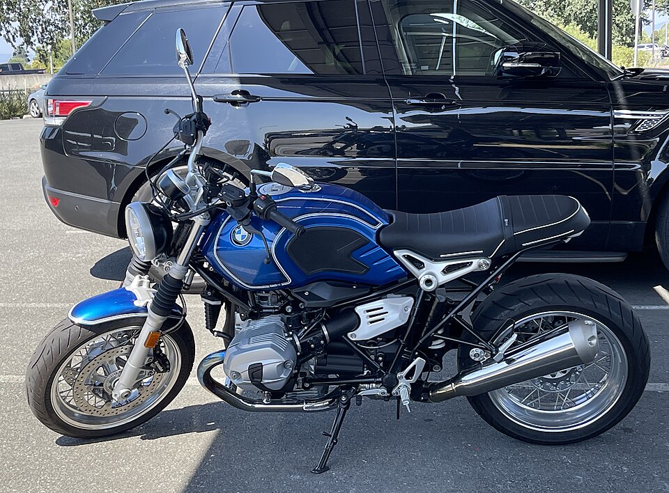 BMW R nineT