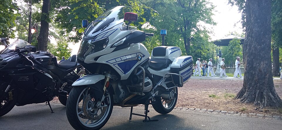 BMW R1200