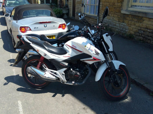 HONDA CB125F