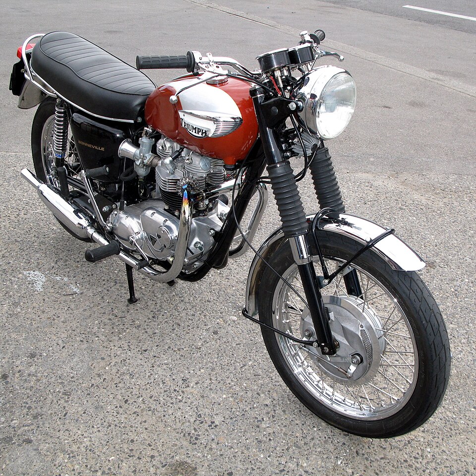 TRIUMPH BONNEVILLE
