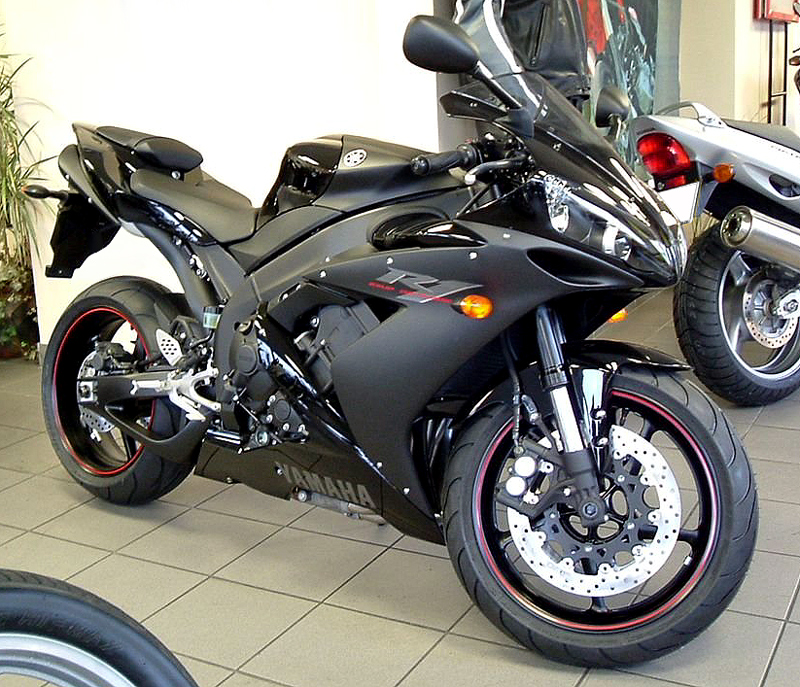 YAMAHA YZF-R1