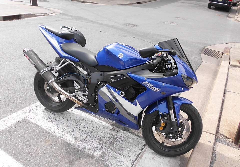 YAMAHA YZF-R6